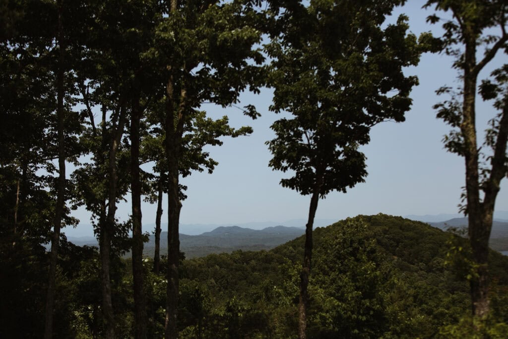 A view of the blue ridge mountains during the summertime. 